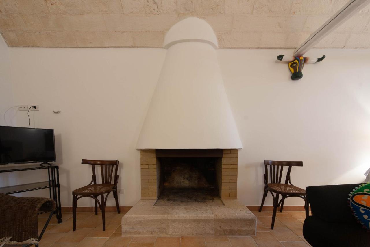לינה וארוחת בוקר אלברובלו Palazzo Agrusti - Residenza D'Epoca מראה חיצוני תמונה