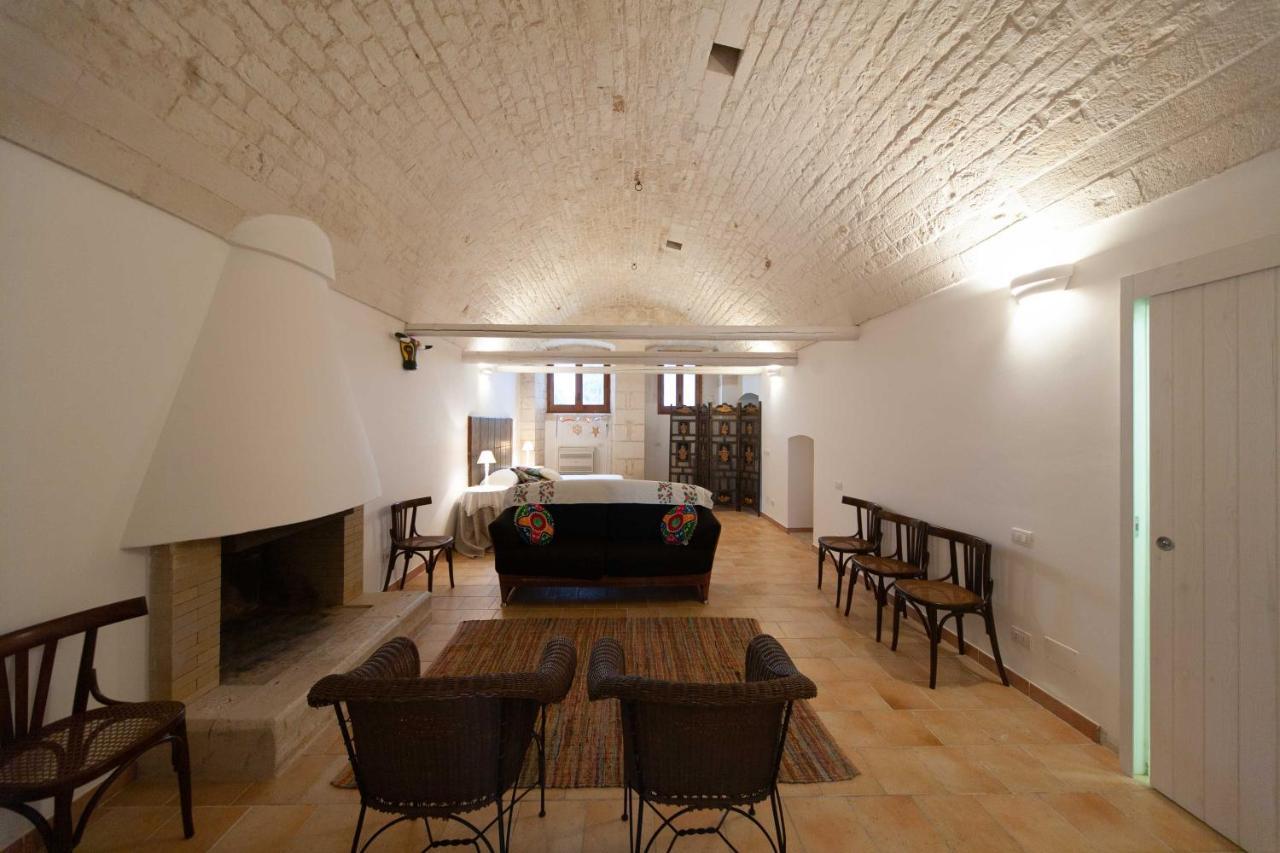 לינה וארוחת בוקר אלברובלו Palazzo Agrusti - Residenza D'Epoca מראה חיצוני תמונה