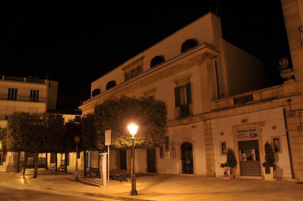 לינה וארוחת בוקר אלברובלו Palazzo Agrusti - Residenza D'Epoca מראה חיצוני תמונה